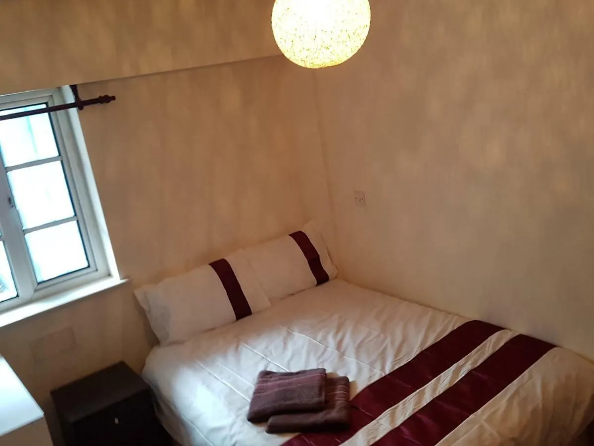 Cosy 3 Bedroom Apartment Cork City With Great View