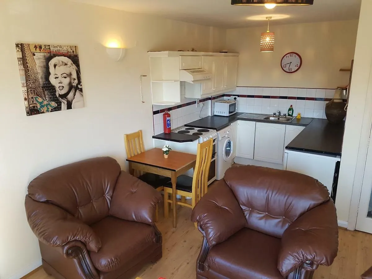 Cosy 3 Bedroom Apartment Cork City With Great View